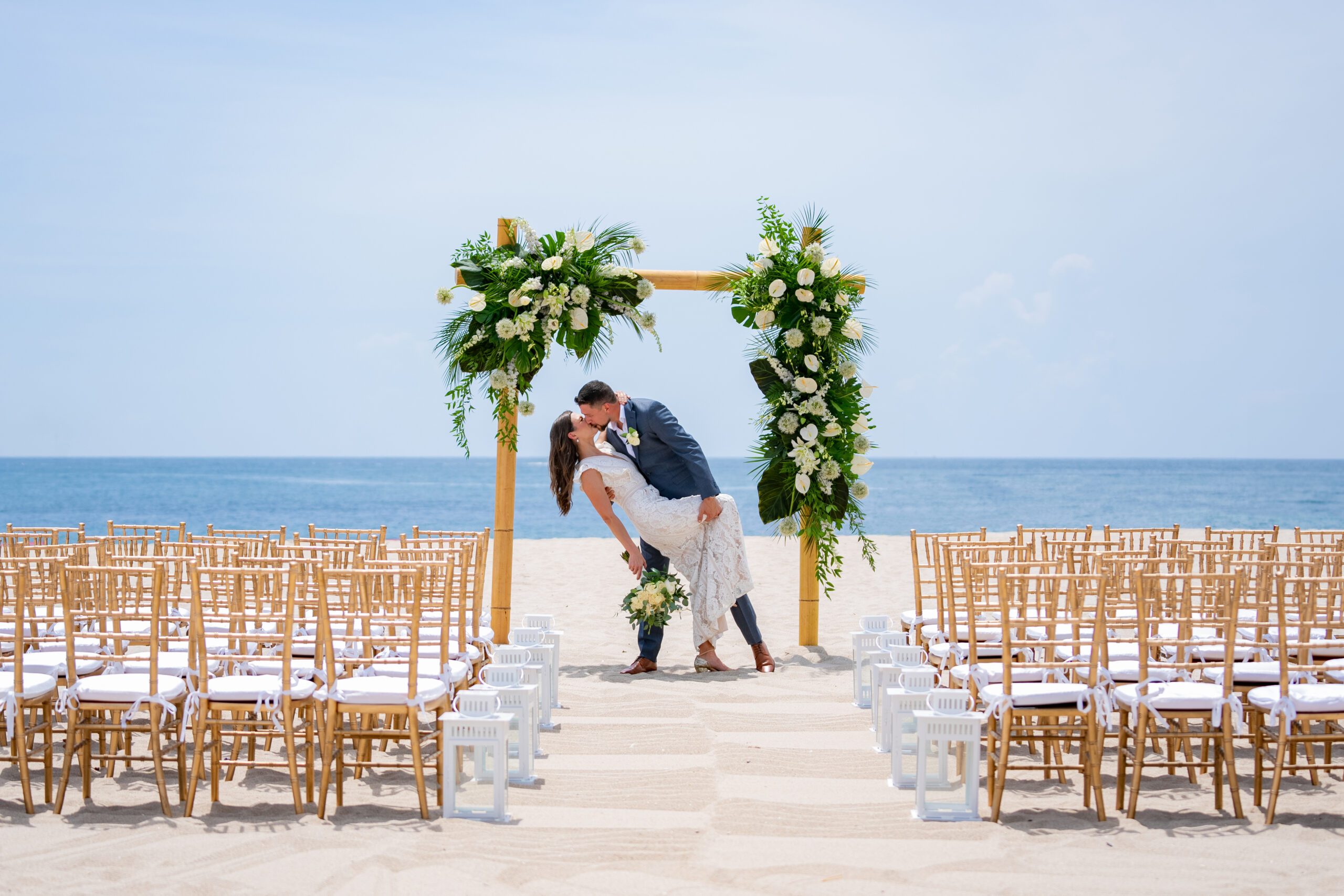 b ocean wedding ceremony